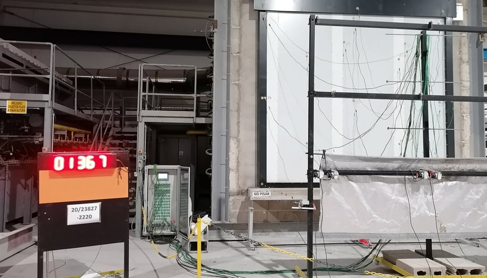 Ferroflex consigue nuevos certificados de resistencia al fuego y control de humos Ferroflex Ferroflex consigue nuevos certificados de resistencia al fuego y control de humos Ferroflex